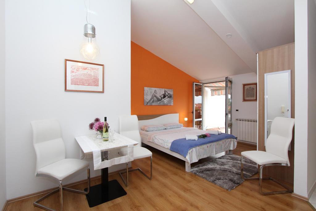 Apartments Tanja Rovinj Rum bild