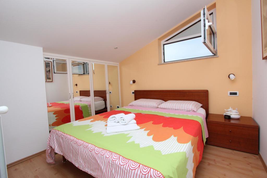Apartments Tanja Rovinj Rum bild